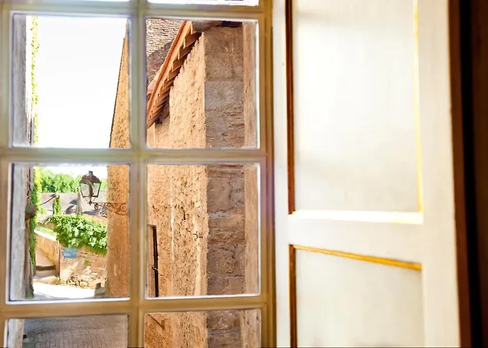 Appartements Les Suites Sarladaises