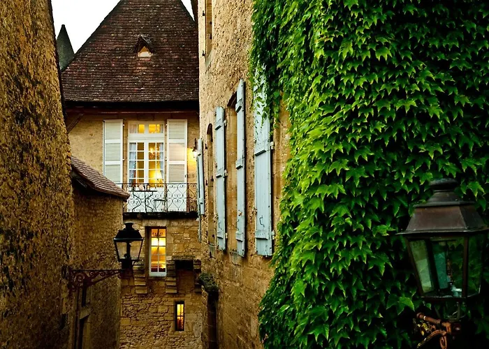 Appartements Les Suites Sarladaises